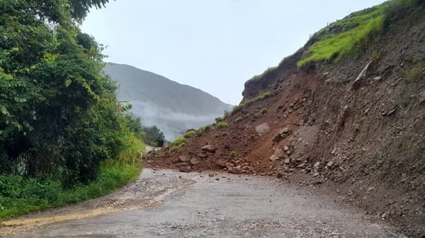 Comunidades rurales aisladas  por fuertes lluvias en Santander