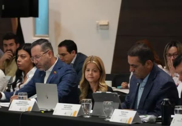 MinTranporte promete recuperación de la infraestructura y respaldar la consolidación del SITME en Bucaramanga