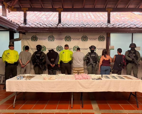 Ocho allanamientos en Girón dejaron cinco capturados y más de 3.000 dosis de droga incautadas