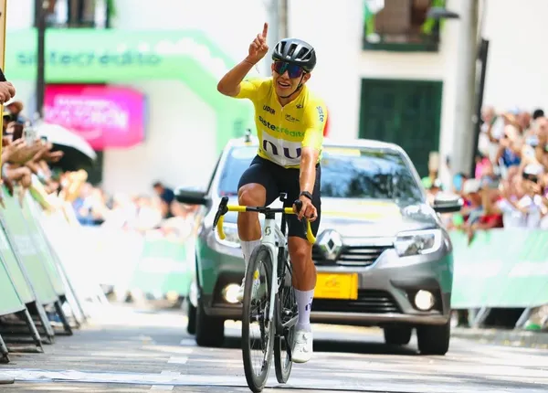 Javier Jamaica el ‘brillante’ ganador en La Estrella