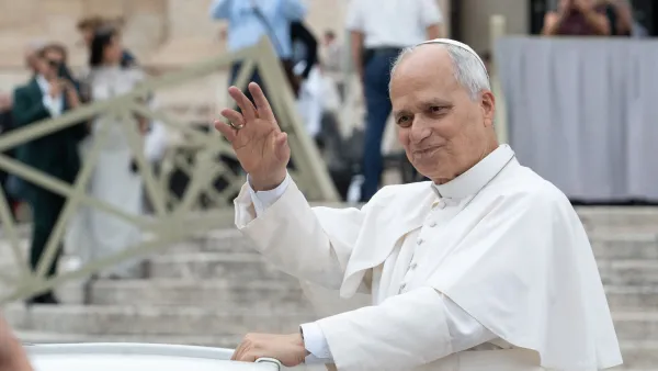 Oremos por la salud del Papa León XIV Cirugía de nódulo en el pulmón concluyó con éxito