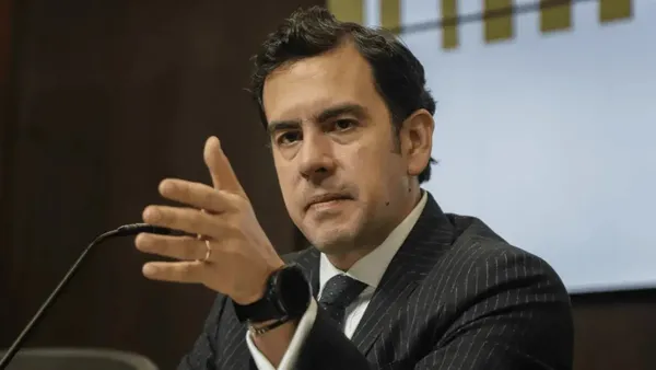 Sorpresiva destitución de Rodrigo Lara como Ministro del Interior de Colombia