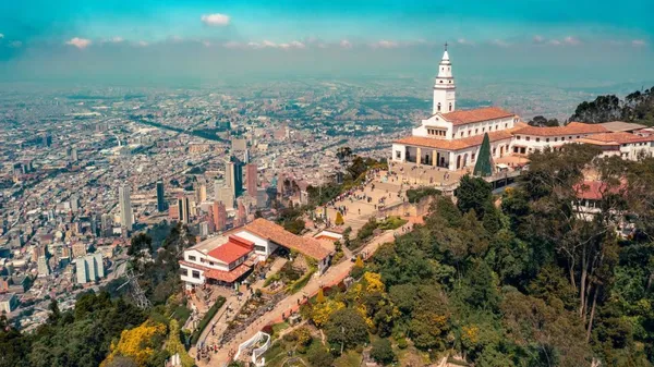 Bogotá supera a Cancún y Río de Janeiro como destino de compras en América