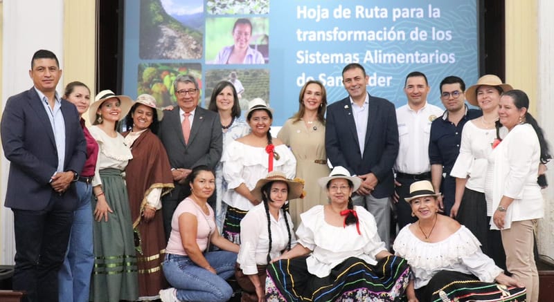 Esfuerzo colectivo para la transformación imagen de la publicación
