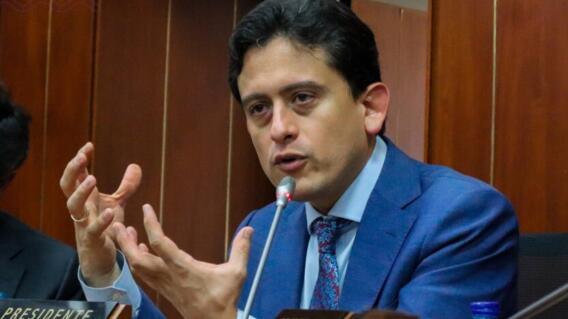 Investigación al exdirector de la DIAN por irregularidades en metas tributarias imagen de la publicación
