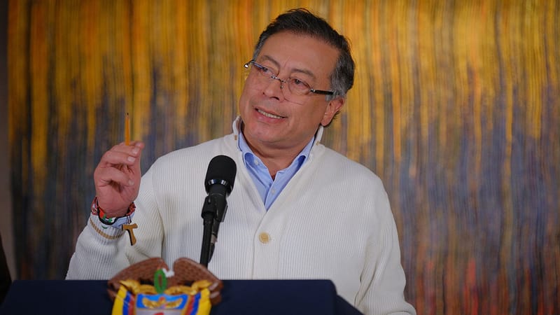 Petro asegura que el sistema de salud en Colombia debería estar intervenido imagen de la publicación