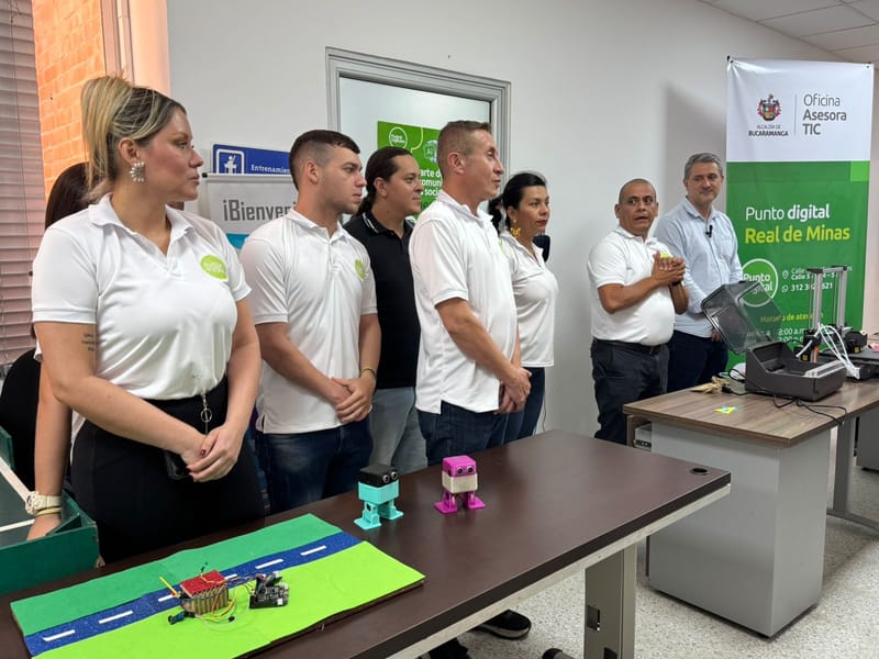 Ocho puntos digitales cuentan con impresoras 3D en Bucaramanga imagen de la publicación