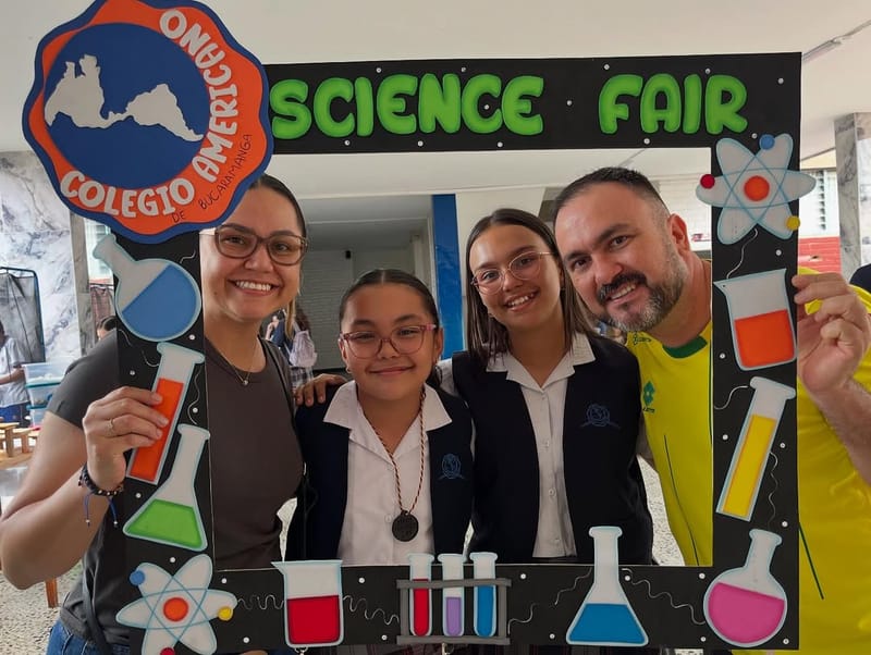 Colegio Americano realizó Steam Fair 2025 imagen de la publicación