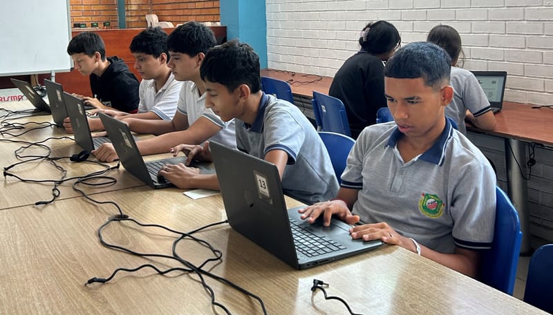 Instituciones educativas de Bucaramanga disponen de 12.000 cupos para estudiantes imagen de la publicación