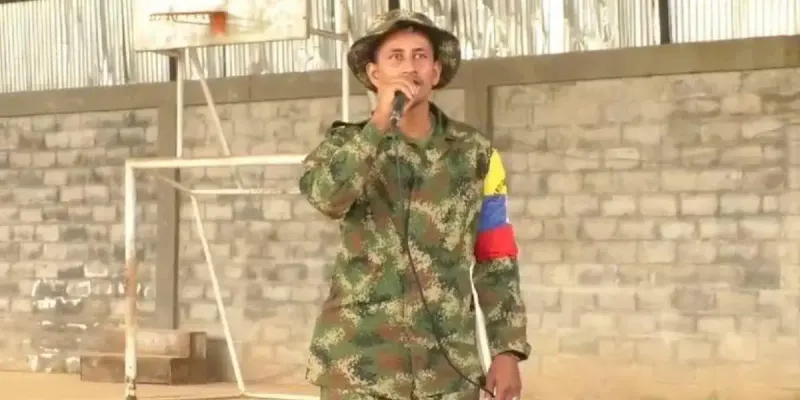 Se entregó jefe de las guerrillas de las FARC imagen de la publicación