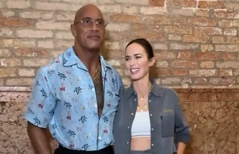 La insólita transformación física de Dwayne Johnson para su próxima película imagen de la publicación