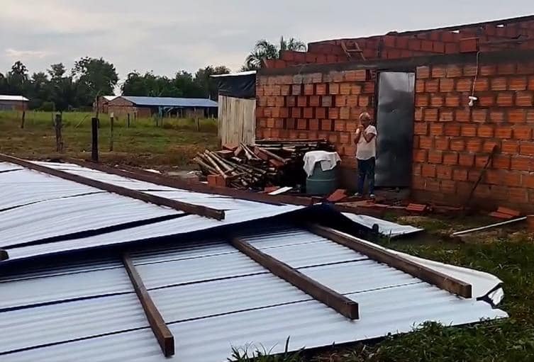 Varias casas afectadas tras fuerte vendaval en Puerto Wilches imagen de la publicación