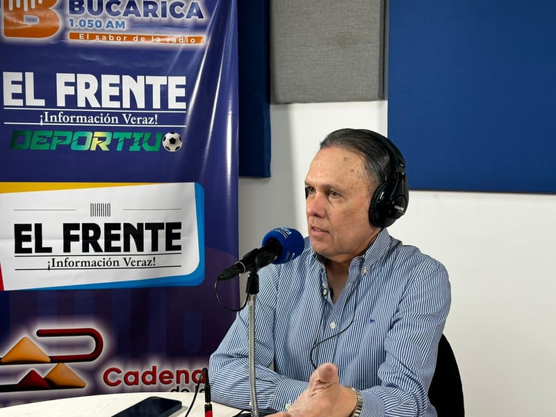 Efraín Cepeda Sarabia: el conservador que derrotó a Petro en el Congreso y ahora busca derrotarlo en las presidenciales imagen de la publicación