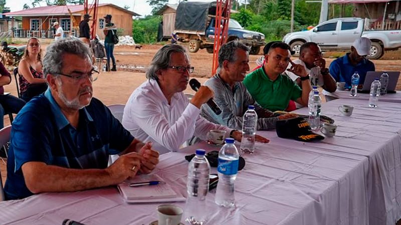 Coordinadora Nacional Ejército Bolivariano (CNEB) y gobierno acuerdan entrega de armas. Así será el proceso imagen de la publicación
