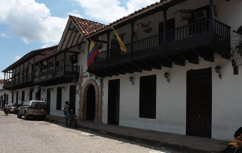 Palacio de la Alcaldía de Girón debe ser evacuado imagen de la publicación