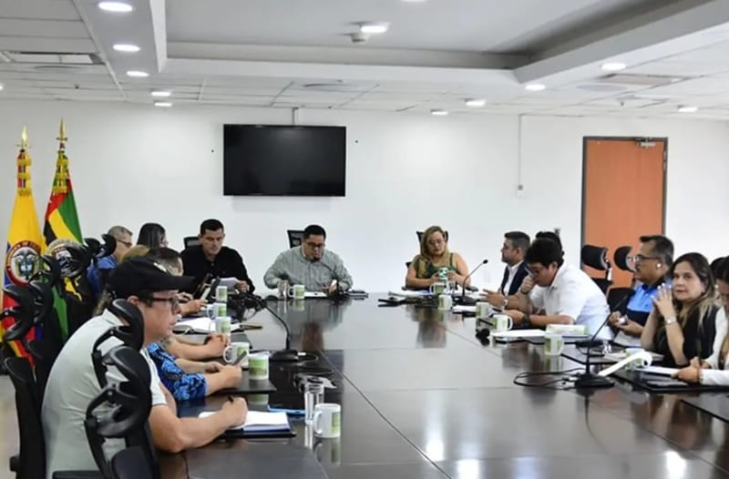 Acuerdo en Bucaramanga para que los maestros no entren en paro imagen de la publicación