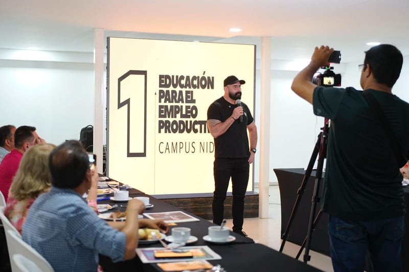 Violencia y política: agresión a la sede de Carlos Bueno revela guerra sucia en la contienda por Bucaramanga imagen de la publicación