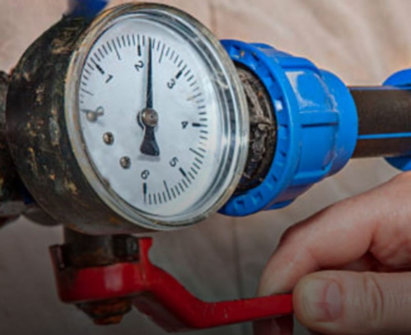 ‘Chorro abierto’ en rifirrafe por cambio de medidores de agua en Bucaramanga imagen de la publicación