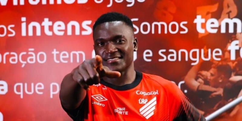 Kevin Viveros destapa su herida con el América: "La mala para ellos, no respetaron mi proceso" imagen de la publicación