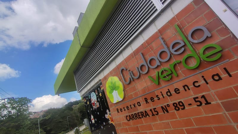 Viviendas nuevas, alcantarillado podrido: el caos sanitario que ahoga a Ciudadela Verde en Bucaramanga imagen de la publicación