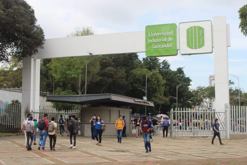 Semillero Matemáticas UIS: 25 años transformando el miedo en pasión imagen de la publicación