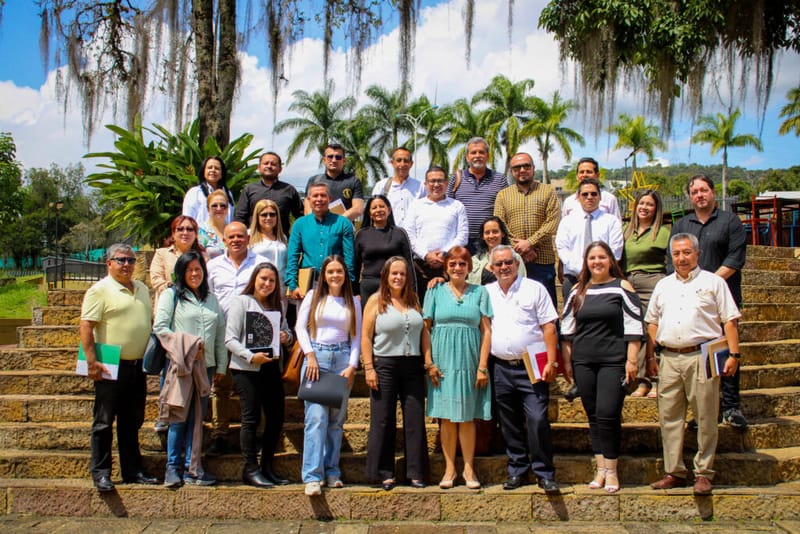UIS Barbosa y rectores de colegios en articulación académica imagen de la publicación