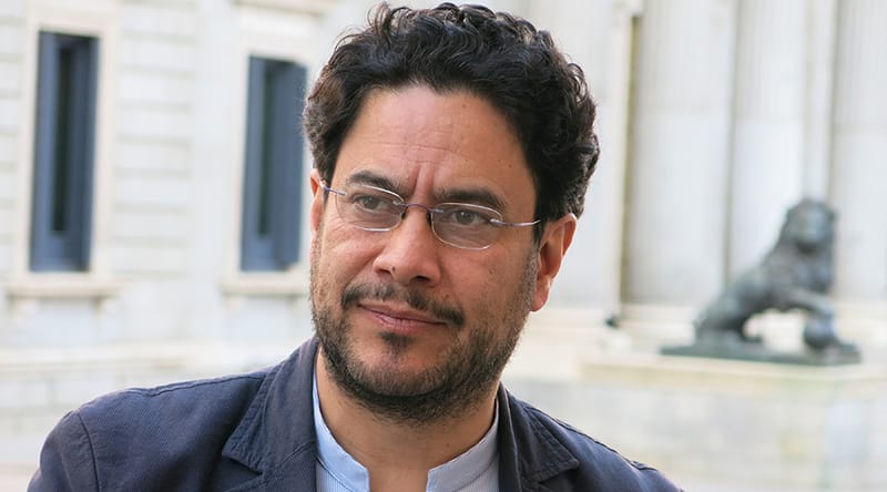 Cepeda dice que no tocará la Constitución durante su eventual gobierno  ¿Le creemos? imagen de la publicación