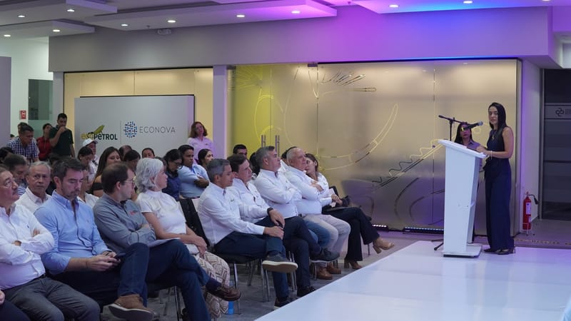 Ecopetrol y Cámara de Comercio de Bucaramanga pusieron en funcionamiento el Laboratorio Digital de Descarbonización imagen de la publicación