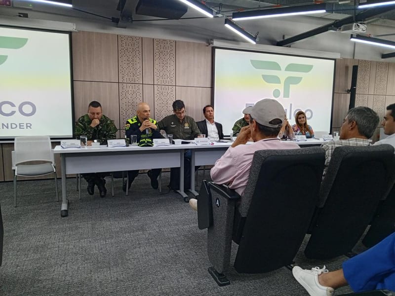 Autoridades y empresarios se reúnen para fortalecer la seguridad en el Sur de Santander imagen de la publicación