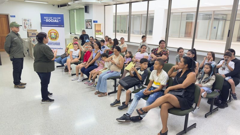 Gobernación y Santoto se unen por la salud visual de niños en Piedecuesta imagen de la publicación