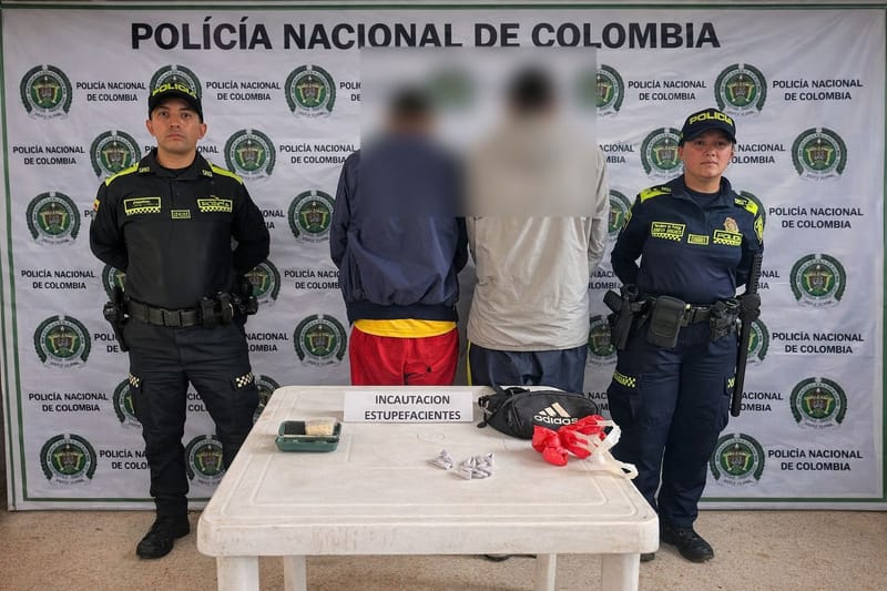 Caen con bazuco en plena carretera: uno capturado y un menor aprehendido imagen de la publicación