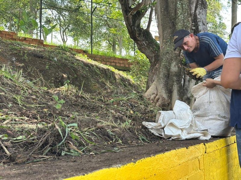 ‘La letra con sangre entra’ remarcaban las abuelas imagen de la publicación