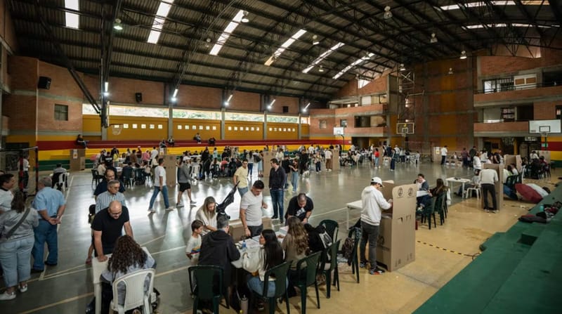 Observadores de Estados Unidos el día de elecciones en Bucaramanga imagen de la publicación