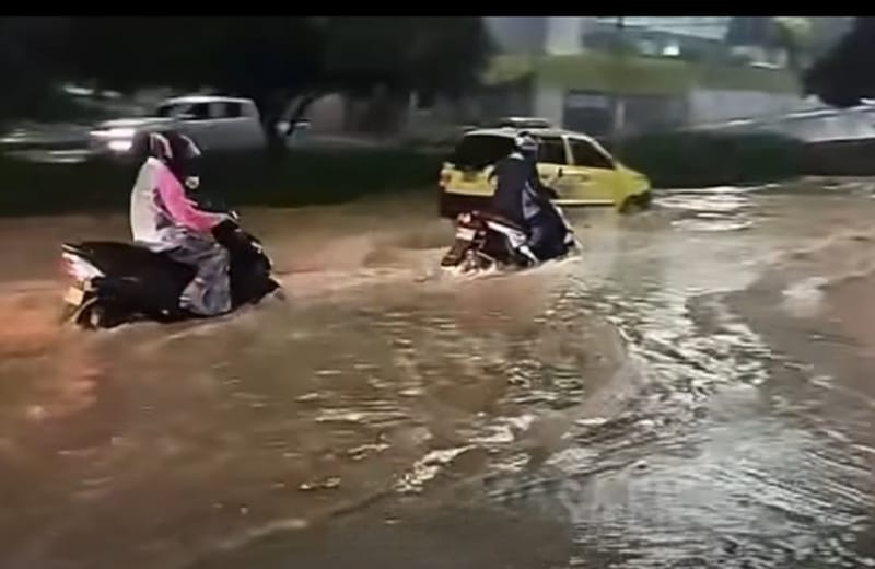 Habitantes de Carrizal esperan ayuda tras emergencia en Girón imagen de la publicación
