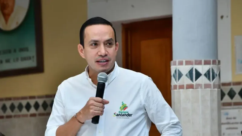 Exgobernador Mauricio Aguilar hospitalizado tras fuerte caída en competencia ciclística en Valledupar imagen de la publicación