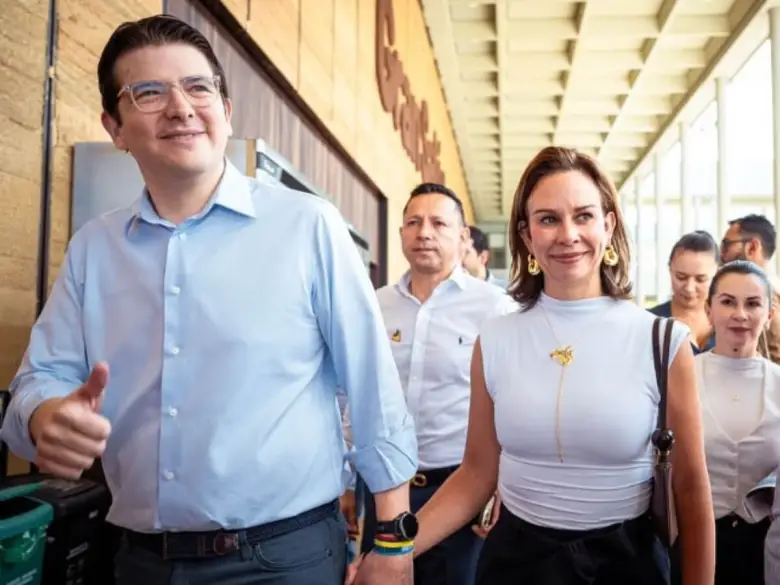 “La enredaron”: Papa de Miguel Uribe sobre la llegada de la esposa del finado a la campaña de Paloma imagen de la publicación